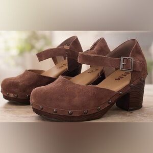 Korks Evah Clog Brown Suede